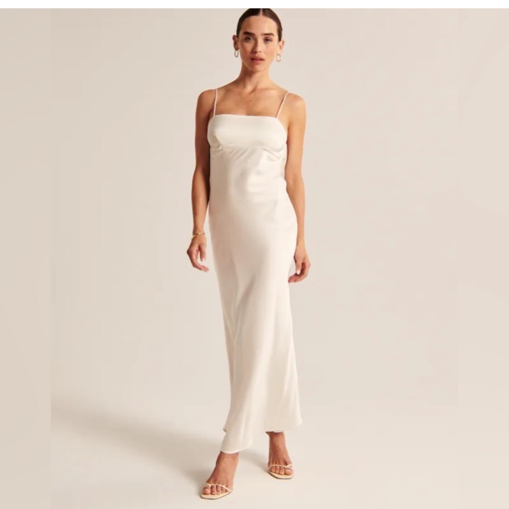 White / Cream White Silk Dress Gown